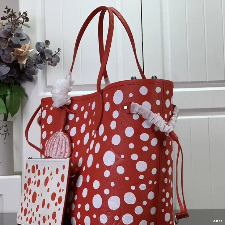 2304DJ0021 LV Bag 0727